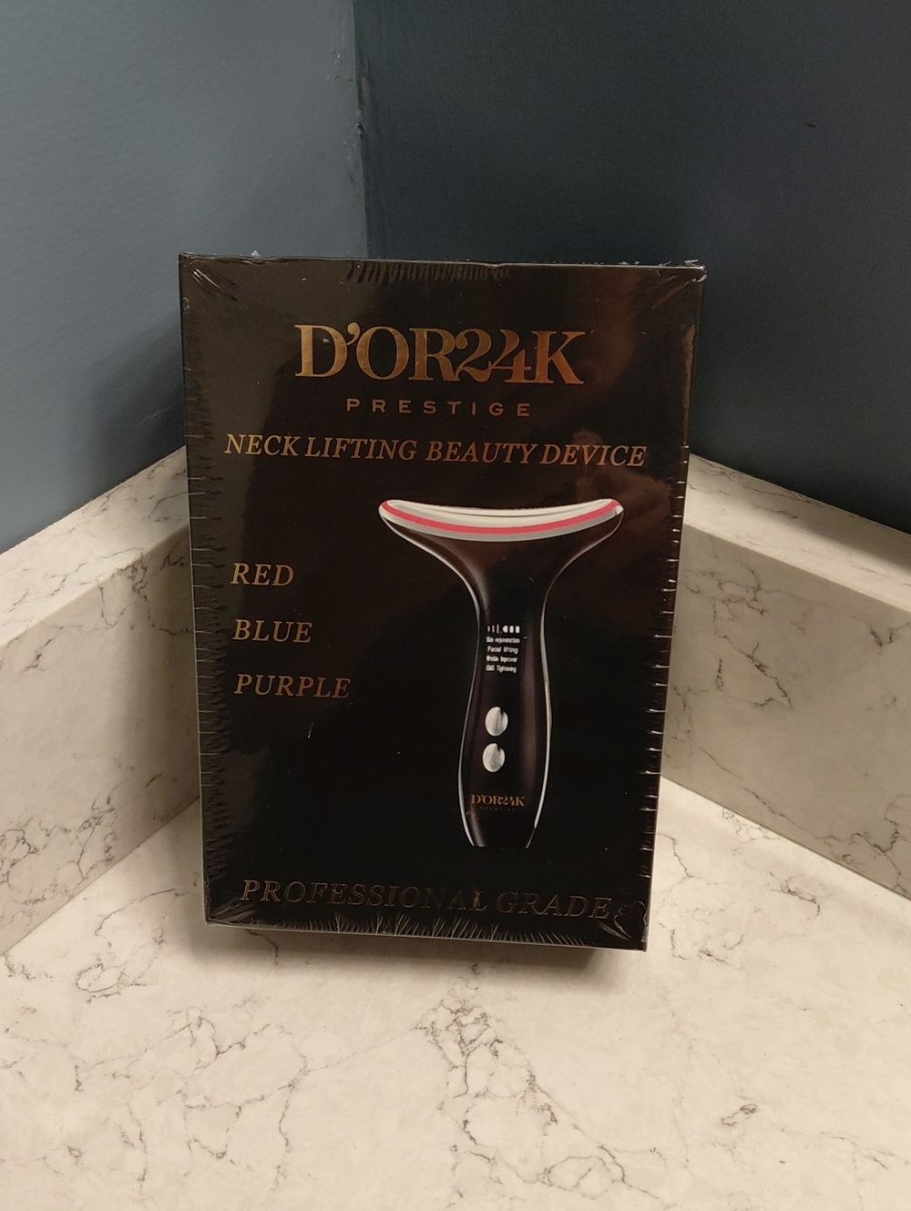 D'OR24K Prestige Neck Lifting Beauty Device Tool Red Blue Purple LED Light NEW